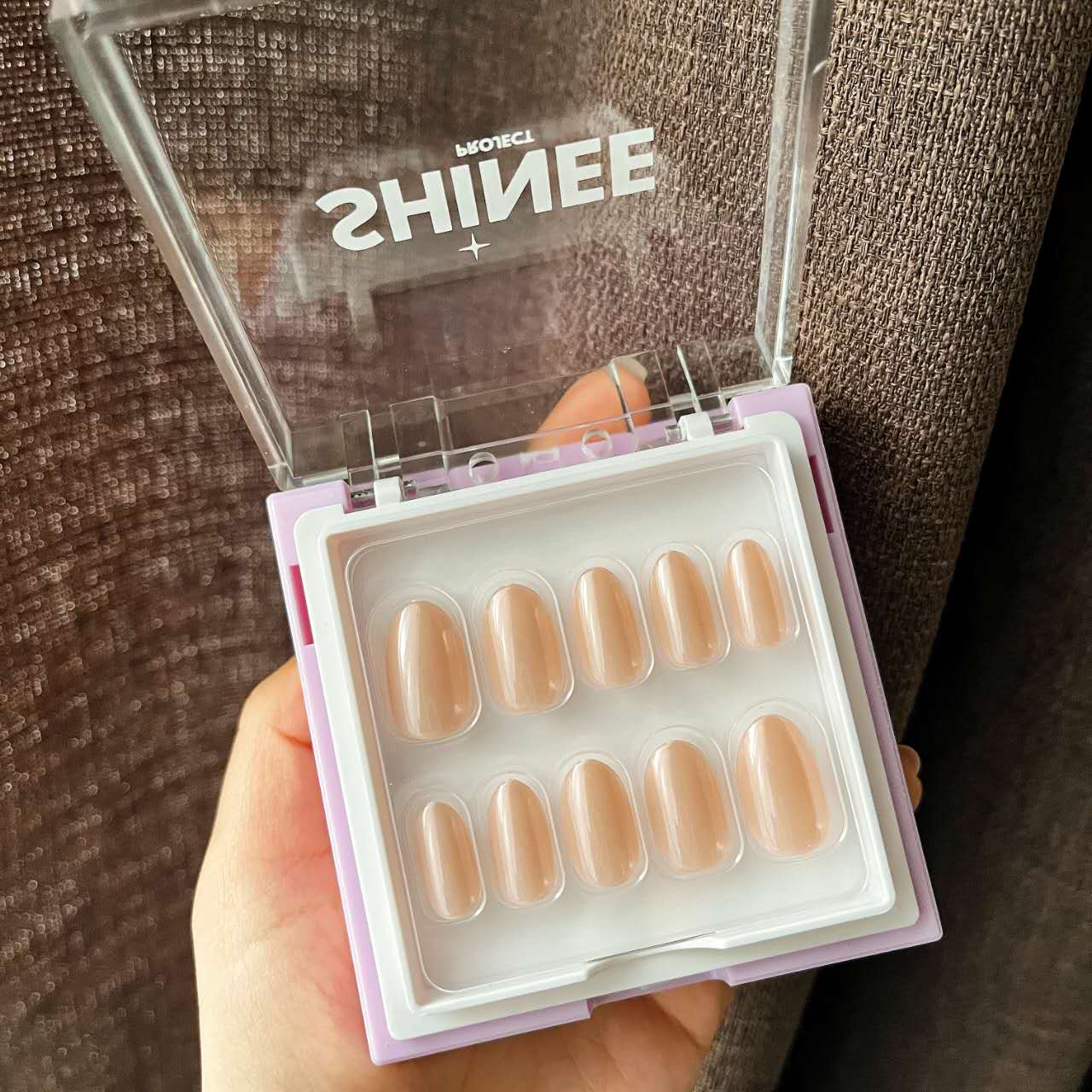 Your go to press on nails - best press on nails nz - almond shape nails - Beige Glazed Oval