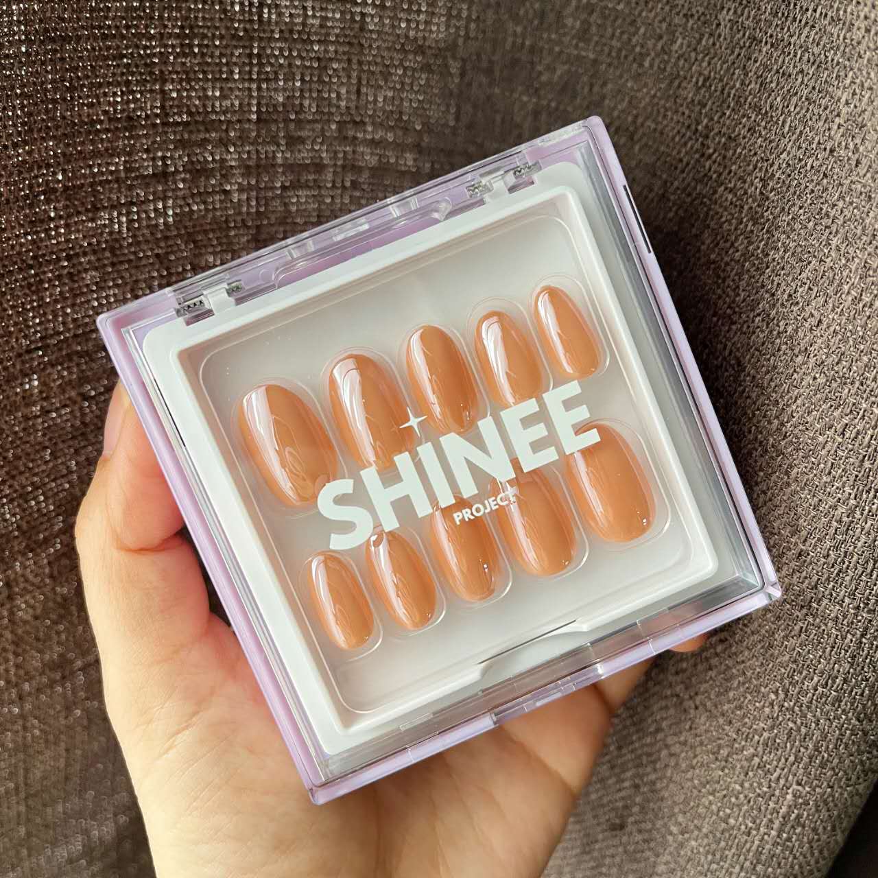 Your go to press on nails - best press on nails nz - almond shape nails - Caramel Glazed Oval