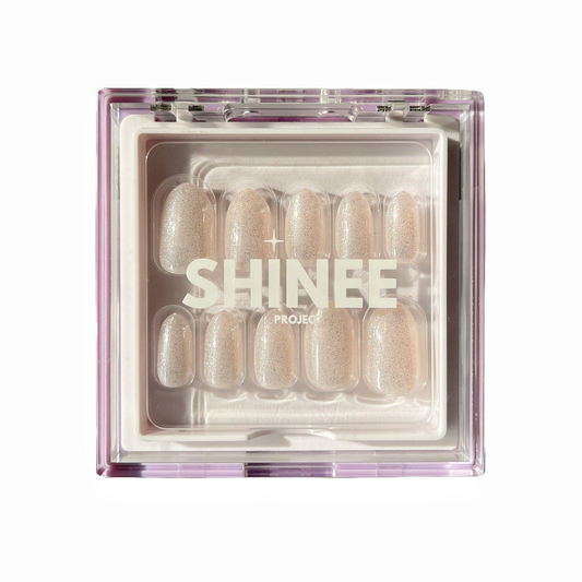 Your go to press on nails - best press on nails nz - oval shape - ivory shimmer colour
