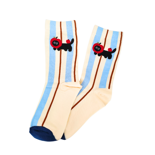 A pair of ultra‑cute, soft‑girl striped socks featuring an adorable apple‑headed kitty design. Cozy, playful, and perfect for adding a sweet pop of personality to any outfit.